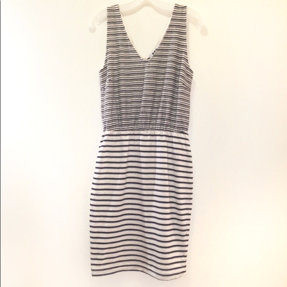 Three Dots Mixed Stripe Sleeveless V-neck Dress